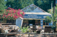 Mataranka roadside inn